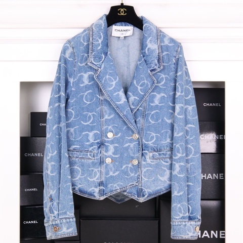 Chanel 23B蓝色牛仔丹宁满印双排扣夹克上衣外套