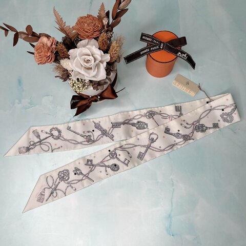 HERMES 全新白色圓點鑰匙twilly絲巾