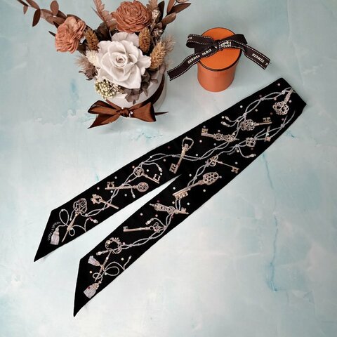 HERMES 全新黑色twilly圓點鑰匙絲巾