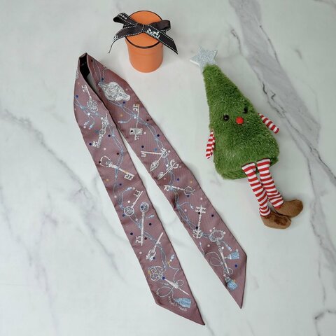 HERMES 全新圓點鑰匙紫棕色twilly絲巾