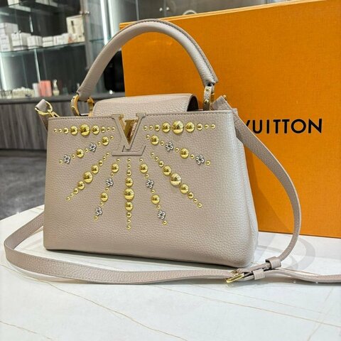 LV M52396 CapucinesMM 手提/肩背包