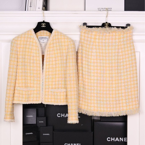 Chanel 94年黄色格纹糖豆电话线滚边上衣外套半裙套装