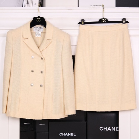 Chanel 98年奶白色羊毛双排扣上衣外套半裙套装