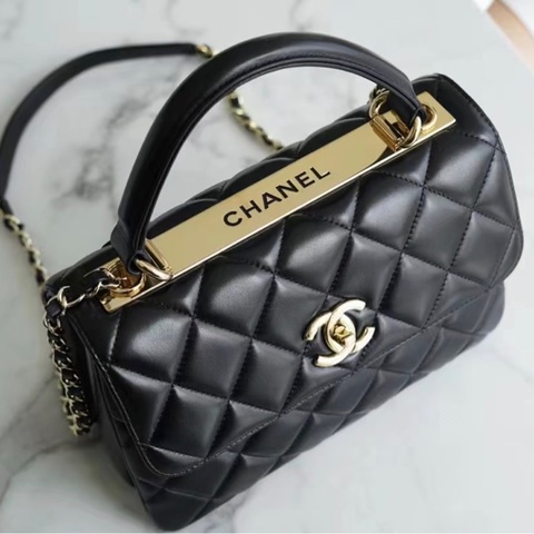 Chanel超美✨黑金羊皮Trendycc手提側背包A92236