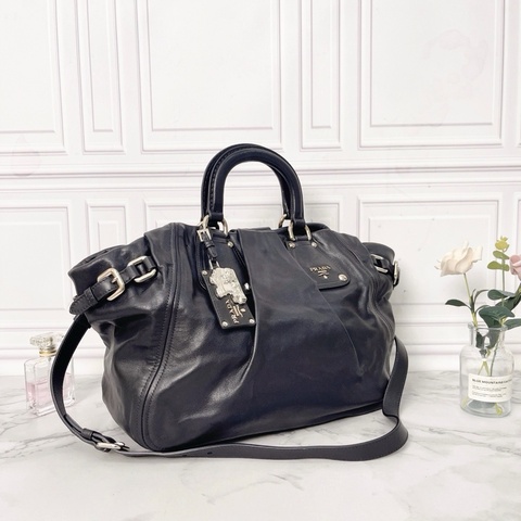 🖤 PRADA 限定款黑銀航海船牌手提斜背包 🖤