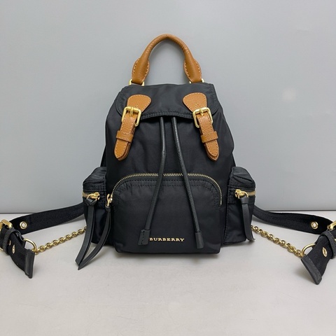 Burberry 黑色尼龍雙肩包/後背包 小號