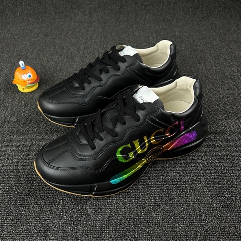 Gucci古馳 Rhyton 黑色炫彩腰帶印花老爹鞋 尺碼：41碼