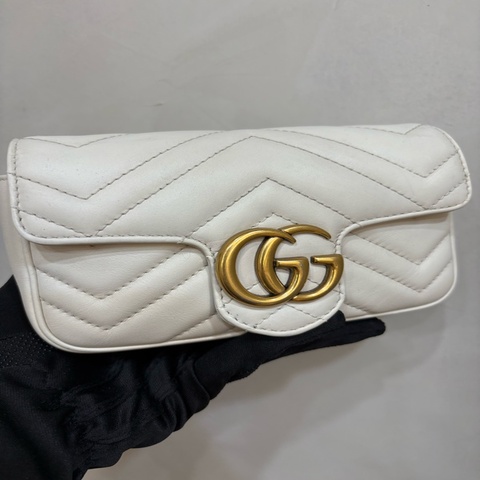 Gucci 白色mini Marmont馬蒙包霧金鏈