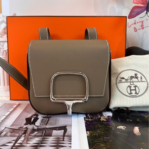 999新愛馬仕/Hermes  銀扣 屁股包 18 大象灰 U刻 底長18cm