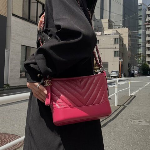 CHANEL 紅色V紋流浪包28*21*10 98新配件塵袋