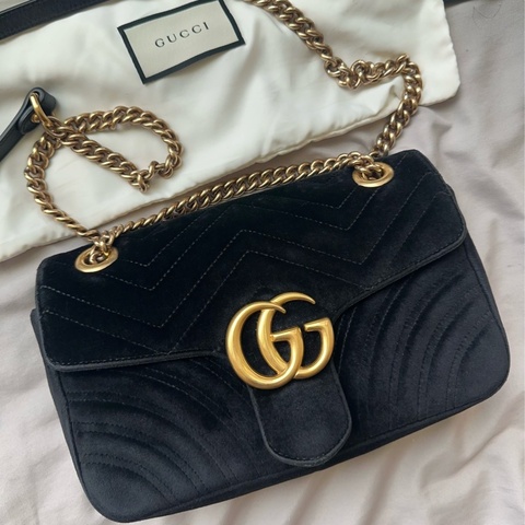 ✨ Gucci Marmont Velvet 黑金絲絨鍊肩背包/可單肩、斜背