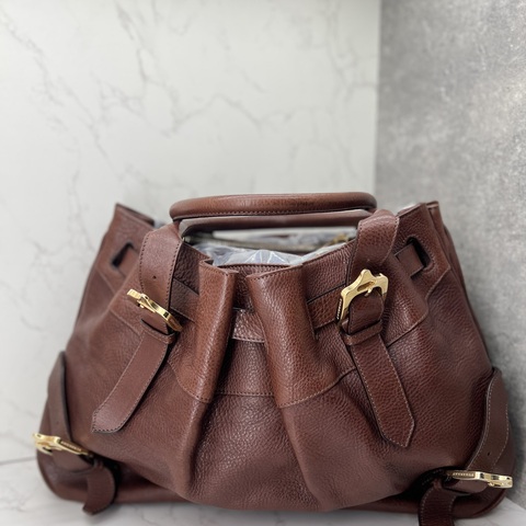 香緹國際精品 BURBERRY 牛皮肩背包 1090