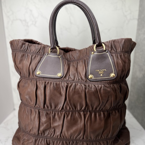 香緹國際精品 PRADA 皺褶手提包 1089