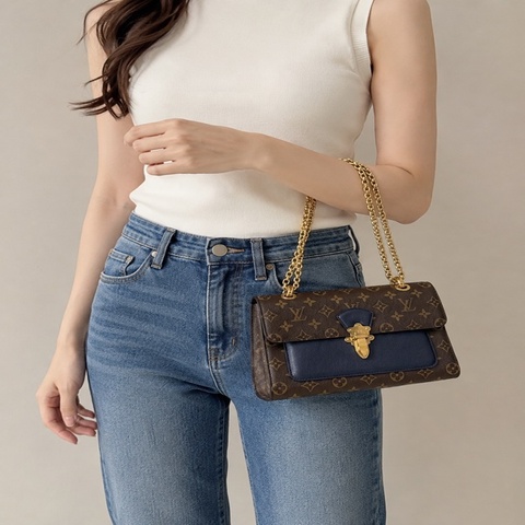 ✨【出售】LV Monogram × Navy Leather 拼接深藍鏈條肩背包✨