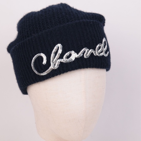 Chanel 22A字母亮片山羊绒冷帽帽子