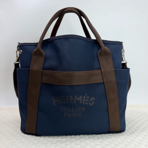 Hermes 海軍藍騎士裝備收納包