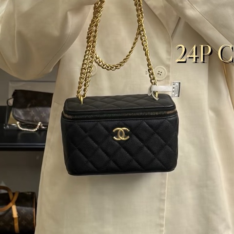 💎Chanel香奈兒｜25p黑金羊皮愛心金球長盒子 化妝盒子 帶鏡子｜98新芯片款