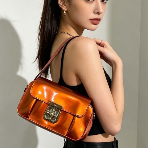 CHLOE蔻依亮金橙色金釦拼牛皮相機包挎下包🤵🏻🤵🏼‍♀️
