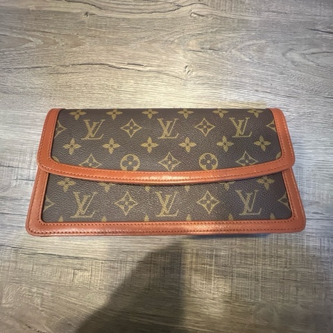 LOUIS VUITTON Monogram Dame GM Pouch手拿包