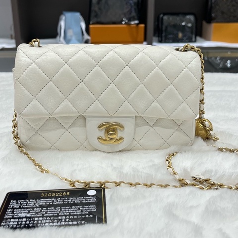 chanel香奈兒單肩包 香奈兒/Chanel 單肩包 金球大mini  31開 羊皮