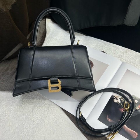 Balenciaga巴黎世家 HOURGLASS 黑金光面牛沙漏 s碼