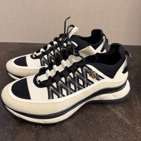 全新Chanel香奈兒熊貓鞋41碼