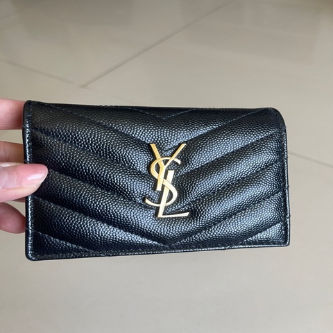 YSL Saint Laurent 魚子醬短夾