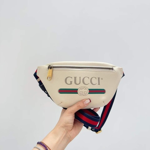 Gucci 古馳 經典款單肩斜挎包～ 腰包