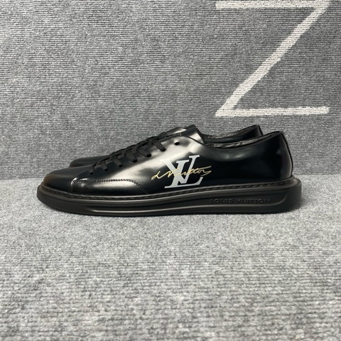 未使用 Louis Vuitton 路易威登黑色皮面松糕鞋41碼