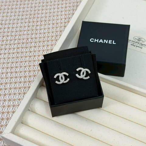 🏷️Chanel 香奈兒．雙C滿鑽耳環