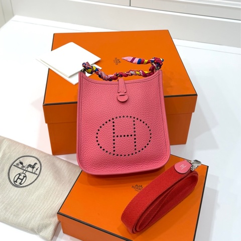 仙闆名牌精品 HERMES 愛馬仕 EVELYNE 16 AMAZONE mimi玫瑰杜鵑 胭脂紅 絲巾 斜背包 肩背包