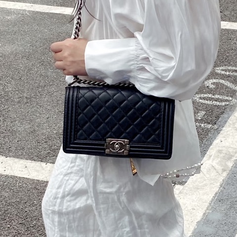 💎Chanel香奈兒｜Leboy黑銀荔枝紋牛皮｜中號｜99新部分膜在｜2024晶片款
