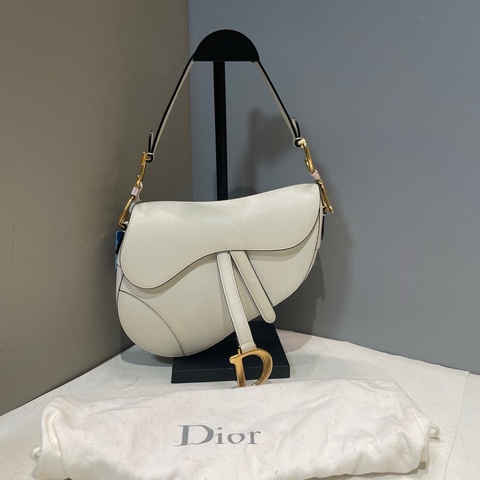 Dior/迪奧 奶昔白全皮馬鞍中號24*20