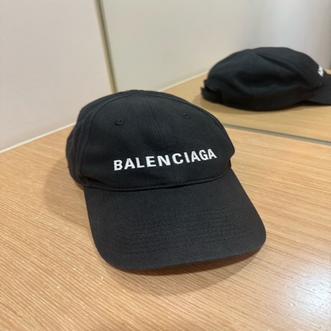 Balenciaga 巴黎世家帽子
