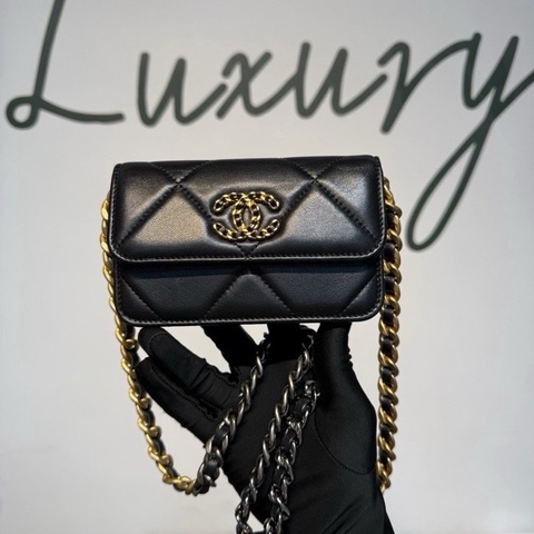 CHANEL 香奈兒 19bag woc mini 鏈條包 黑金菱格紋羊皮