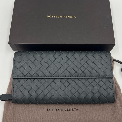 葆蝶家/Bottega Veneta 黑色編織長款錢包 小羊皮 按扣開合翻蓋