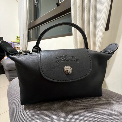 Longchamp牛皮迷你水餃包