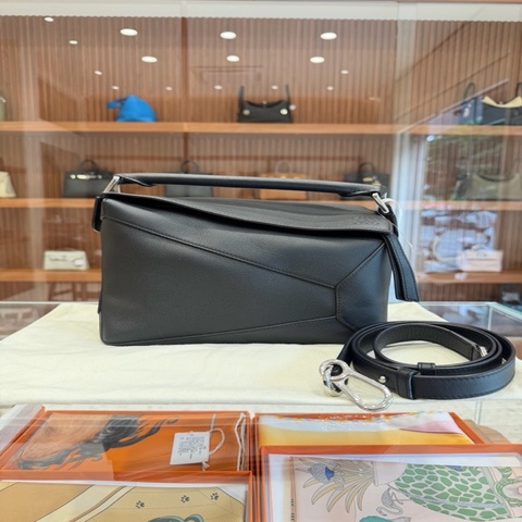 羅意威/Loewe黑色全皮puzzle小號底長24