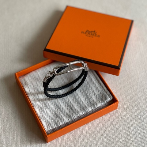 💗全新 現貨🍊Hermes 愛馬仕 女裝 Roulis Double Tour bracelet 豬鼻 手繩 手帶 🎁 Noir Black 黑銀 T2