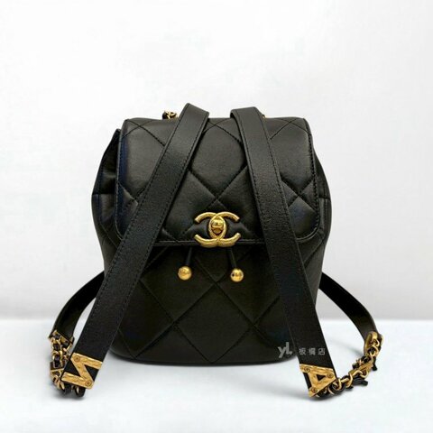 S5547-CHANEL 黑羊皮小金球口蓋後背包AS4866