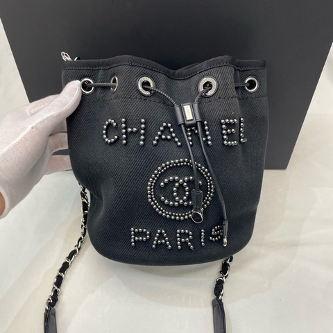 Chanel香奈兒帆布水桶 有卡鐳射29開 🈚附件