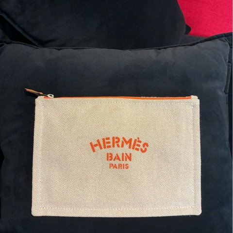 Hermes 橘字收納包🌻