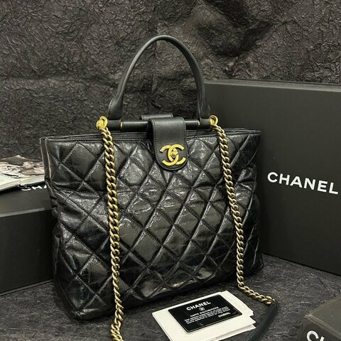 香奈兒/Chanel 黑金油蠟牛皮手提肩背托特包