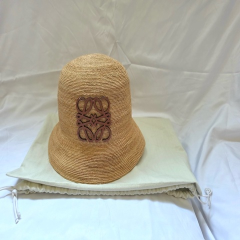 Loewe 草編帽