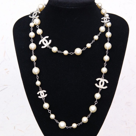 Chanel 白色珍珠拼接cc毛衣链长项链