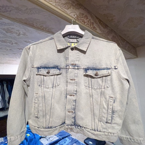 BALENCIAGA巴黎世家 外套