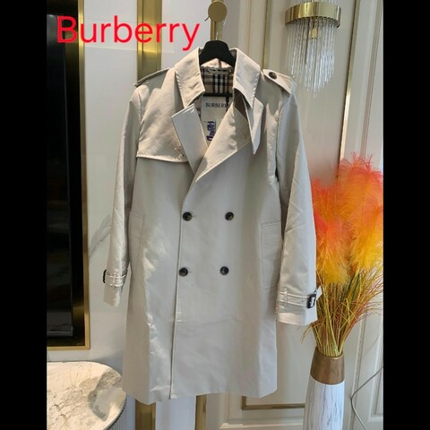 原價8萬9／L號／全新未使用／Burberry 時尚女神男神長版風衣