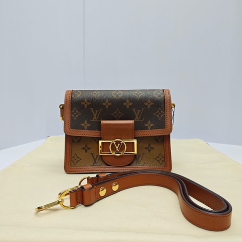 路易威登Louis Vuitton 達芙妮小號單肩包