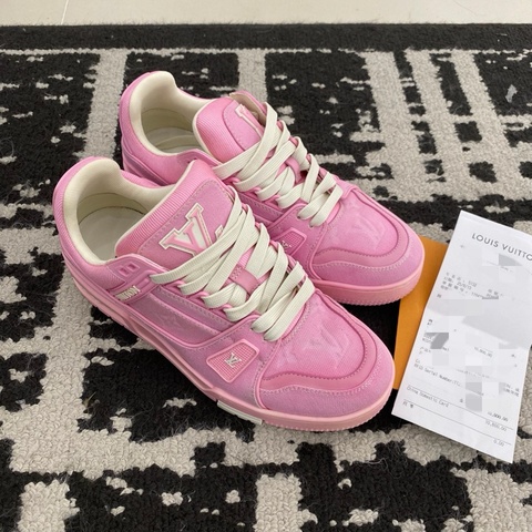LV TRAINER 25款顏色 粉牛仔 37.5碼