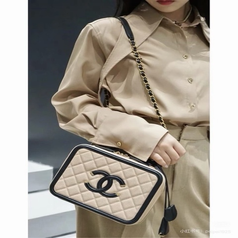 🤎 CHANEL Vanity Case 奶茶色相機包 🤎